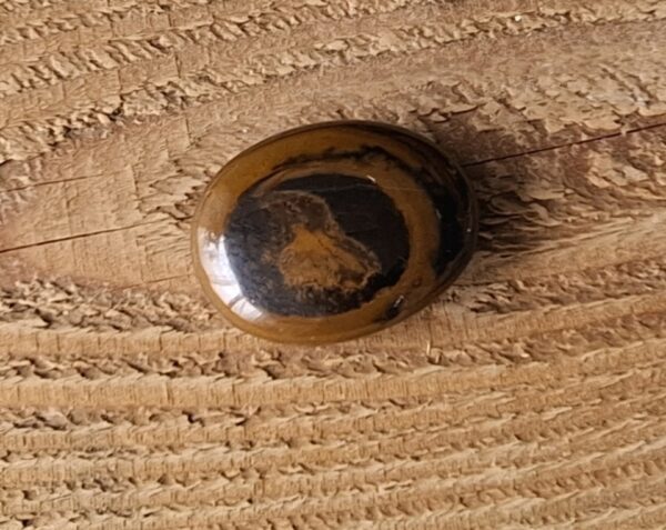Tijgeroog geel hand/ knuffelsteen
